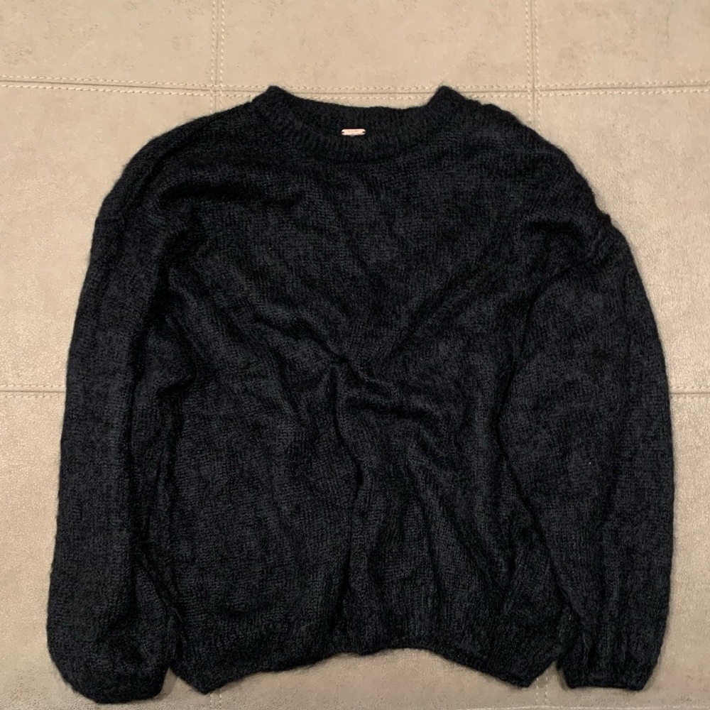 Free People 💕 Oversized Fuzzy sweater